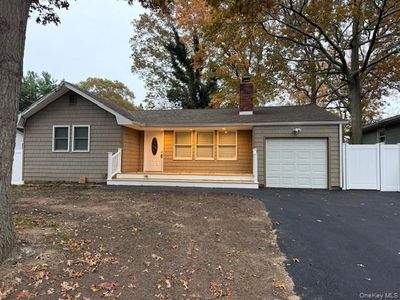 70 Patchogue Avenue, Mastic, NY, 11950