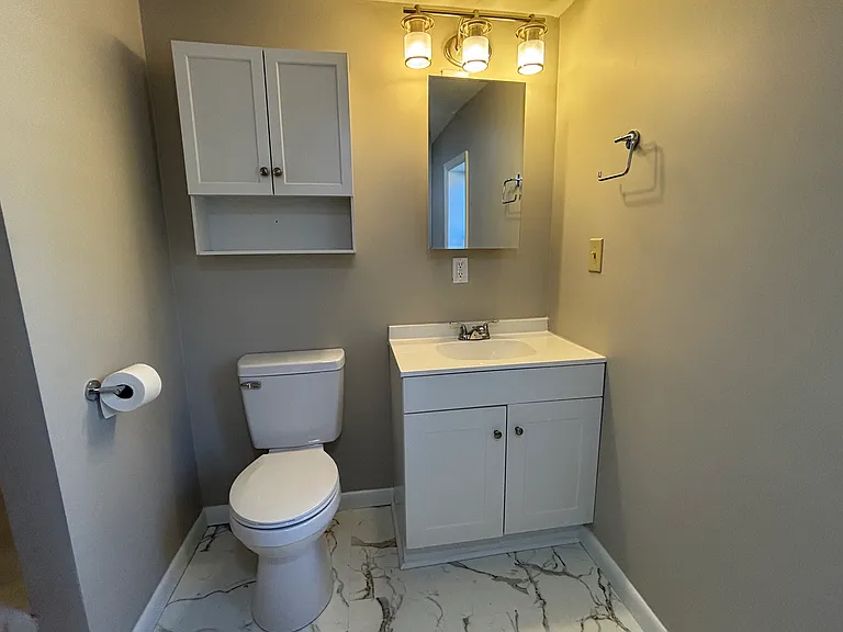 49 S 3rd St #2 — Photo 8