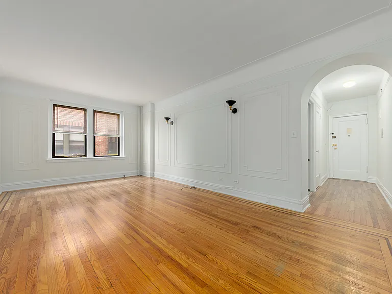 25-90 35th St #1L — Photo 5