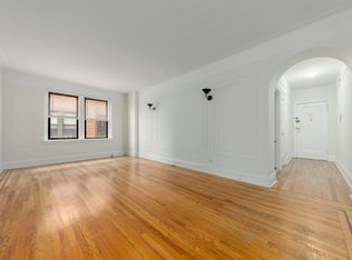 25-90 35th St #5G, Astoria, NY 11103