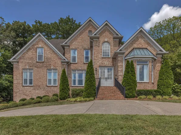 9266 Chevoit Dr, Brentwood, TN 37027