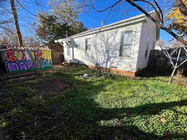 2181 Avenue K — Photo 10