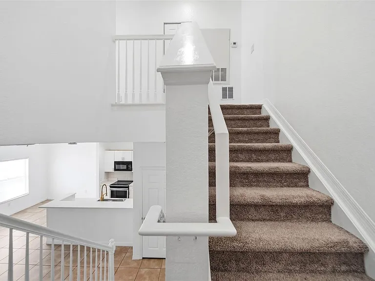 2532 Grand Central Pkwy #8 — Photo 22