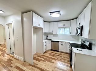 394-396 W Goetz Ave, Saint Louis, MO 63125