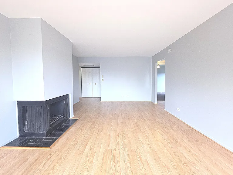 2000 Bayside Dr #304 — Photo 12