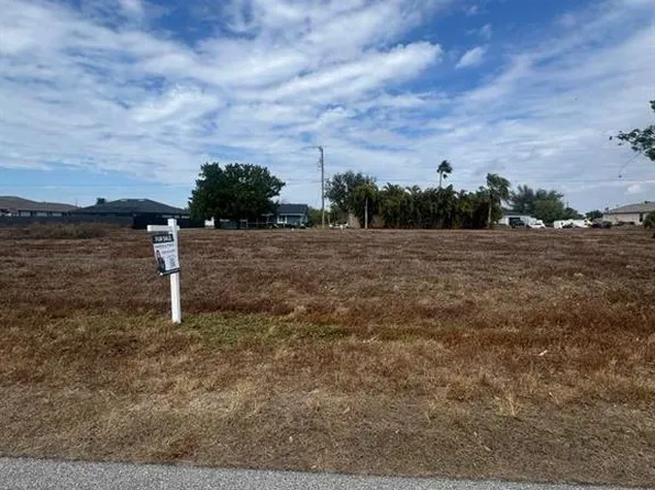 317 NW 4th TER, CAPE CORAL, FL 33993