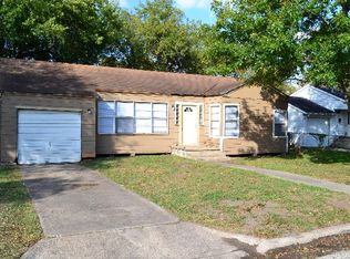 2308 E Brazos St, Victoria, TX 77901