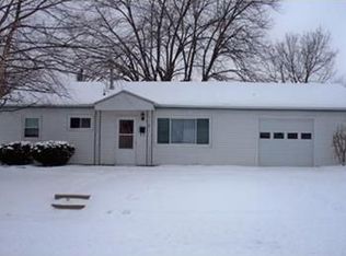 119 Diana Ln W, Fairborn, OH 45324