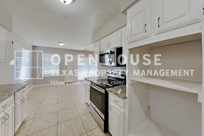1025 Aspen Ln — Photo 5