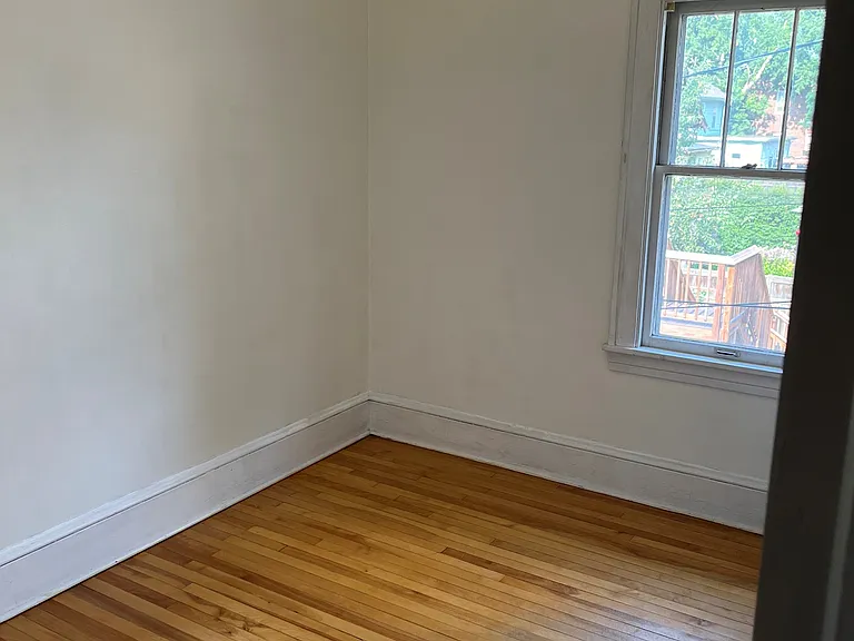 226 Wilder St N #2 — Photo 7