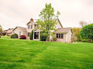 102 Ramblewood Ln, Mars, PA 16046