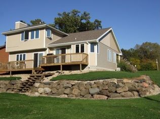 6535 Chestnut Dr, Windsor, WI 53598