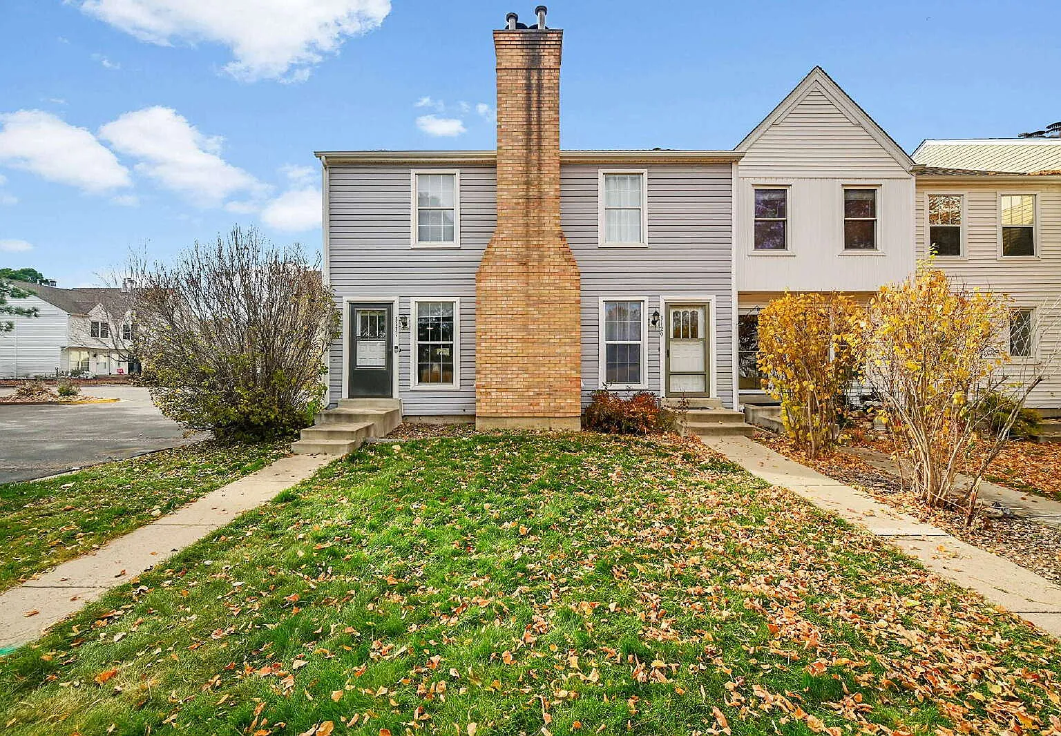 1 bed, 1.0 bath, 784 sqft, $1,755 — Photo 2