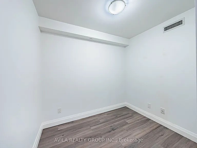 8 Trent Ave #704 — Photo 23