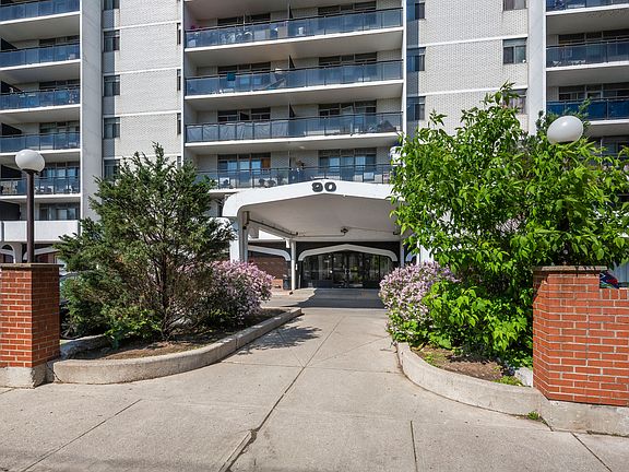 4th image of 90 Eastdale Ave #1014