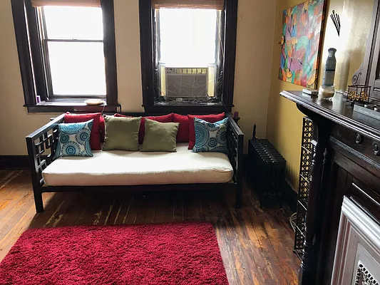 Rented by Warren T Real Estate Corp. | media 8