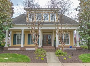 1942 Central Park Dr, Murfreesboro, TN 37130