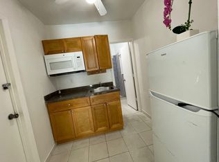 1053 NE 149th St #2, Miami, FL 33161