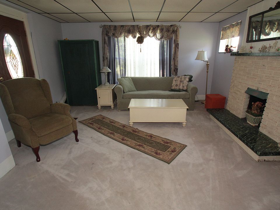 1st image of 822 Scott Ave