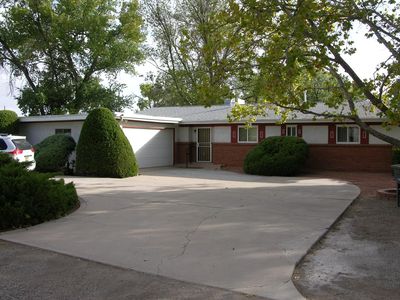 910 Alameda Rd NW, Albuquerque, NM, 87114