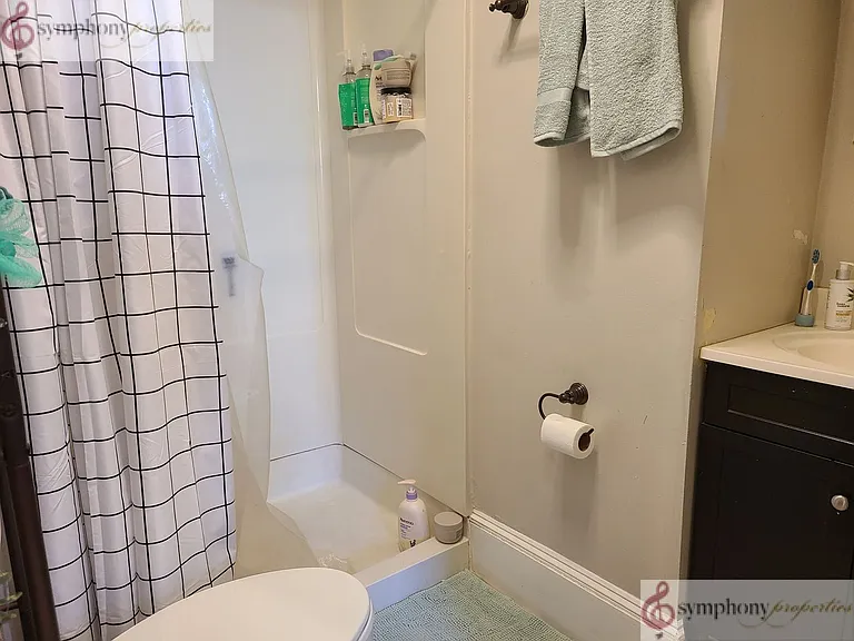 727 Parker St #1 — Photo 10