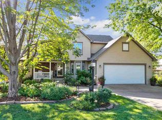 1513 Oak Lake Park Rd, Coralville, IA 52241