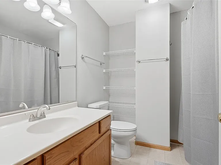 660 Magnolia Ln #2 — Photo 16