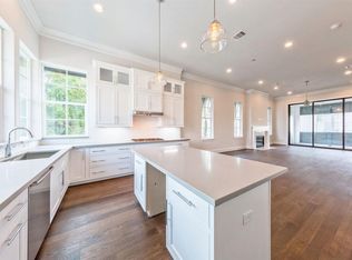 3312 Timbergrove Heights St, Houston, TX 77008