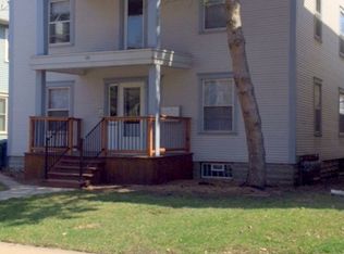 116 Cedar Lake Rd N #3, Minneapolis, MN 55405