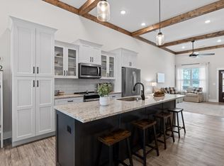 56 Arlington Dr, Chickamauga, GA 30707