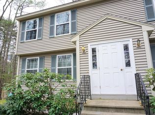 98 Alewive Rd, Kennebunk, ME 04043