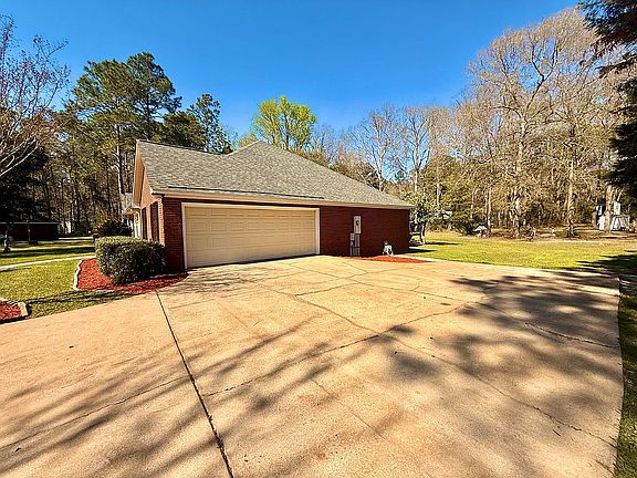 2 Car Garage