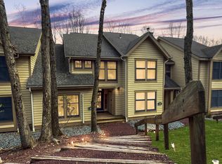 427 Oak Ct, Tannersville, PA