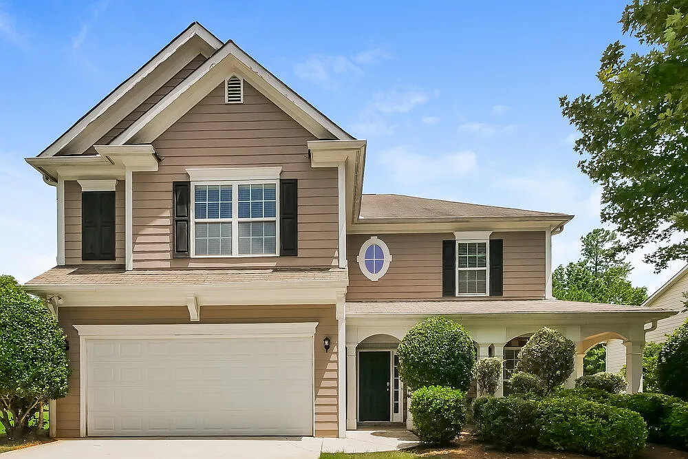 4 bed, 2.5 bath, 2142 sqft, $2,105 — Photo 1