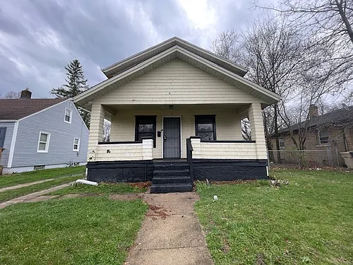 1625 N Huey St Photo 1