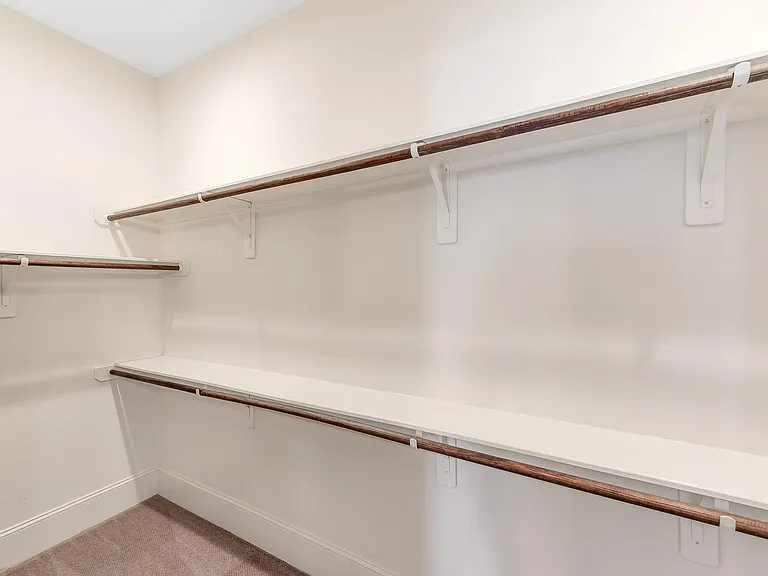 4609 Nett St #B — Photo 8