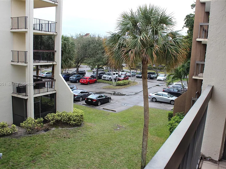 955 Egret Cir #310 — Photo 14