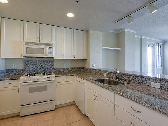 4th image of 20488 Stevens Creek Blvd APT 1717