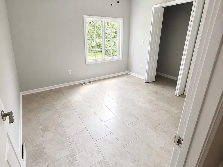 1039 Monticello Dr — Photo 23
