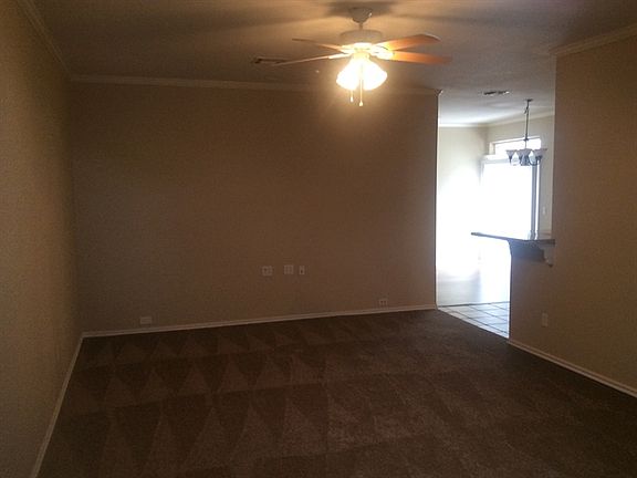 3rd image of 729 SW 154th Pl