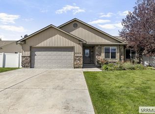 3840 Summer Sun Dr, Idaho Falls, ID 83404