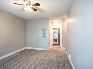 7500 S 15th St #102, Lincoln, NE 68512