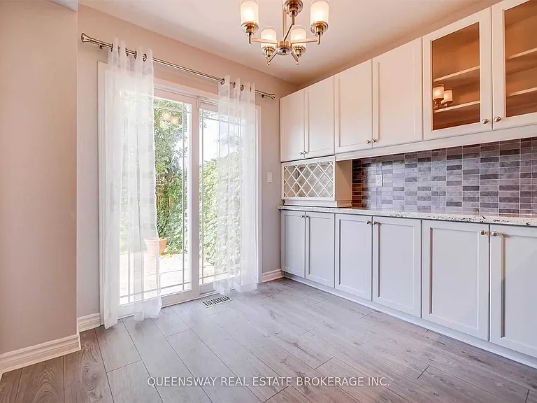 20 Hesketh Ct — Photo 11