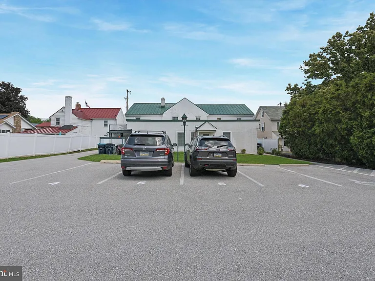 20 S Village Ave #5 — Photo 14
