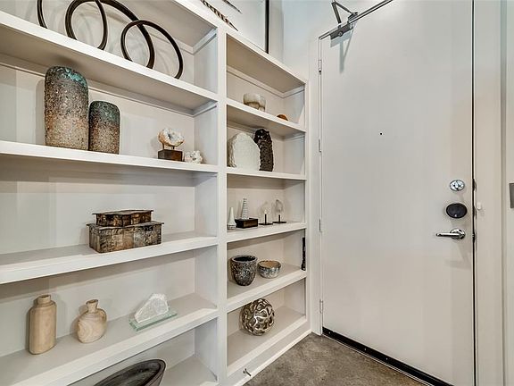 2nd image of 2950 McKinney Ave APT 204