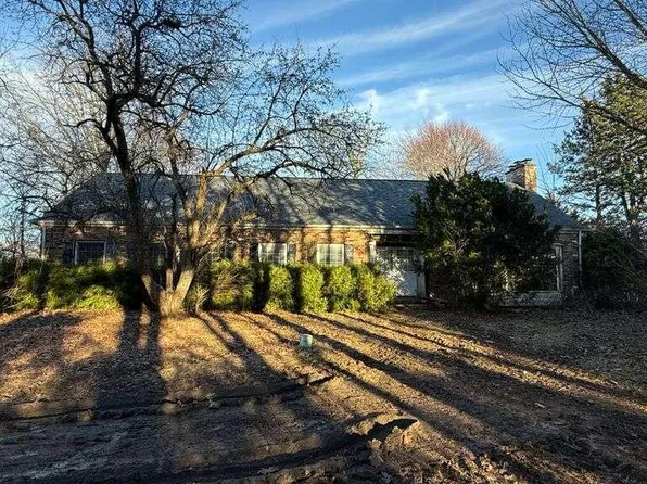 10021 Clay St, Crown Point, IN 46307