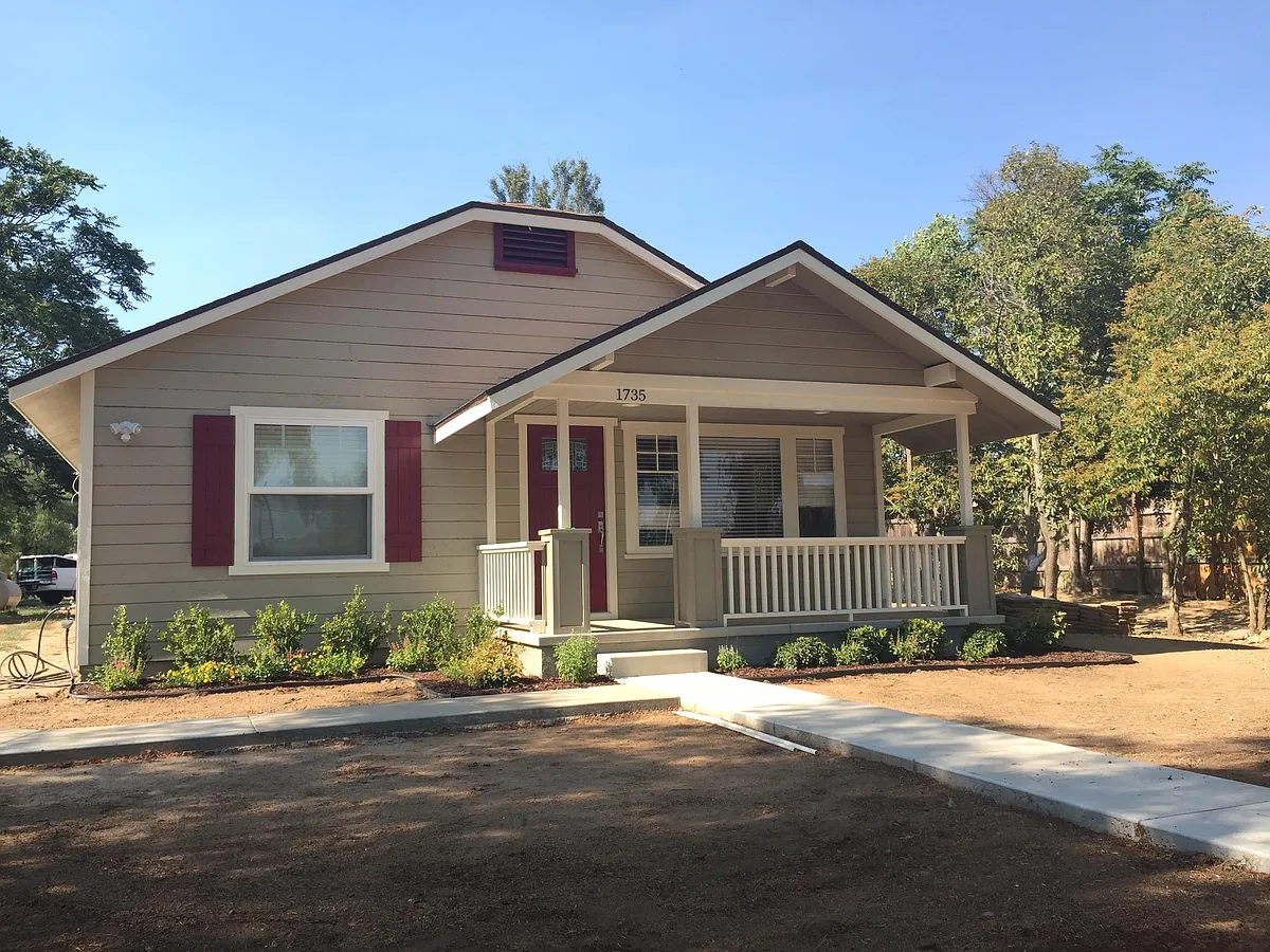 Building Photo - 1735 Montecito Rd