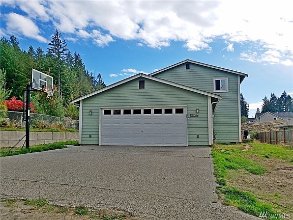 2nd image of 2396 SE Plymouth Way