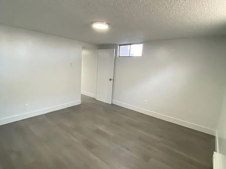 135 Davis Ave #3 — Photo 6