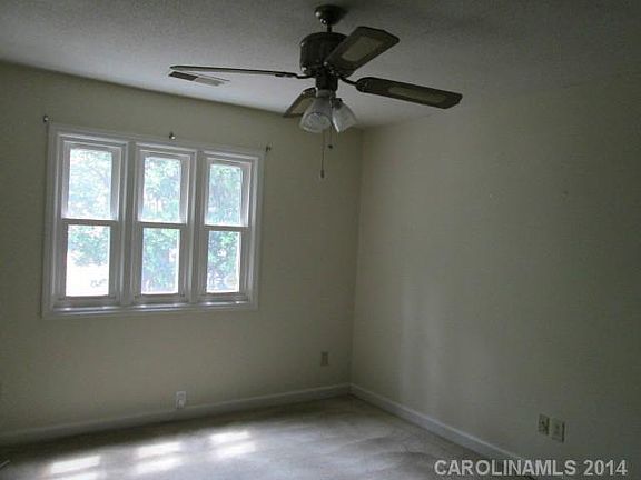 2nd image of 10710 Blue Heron Dr